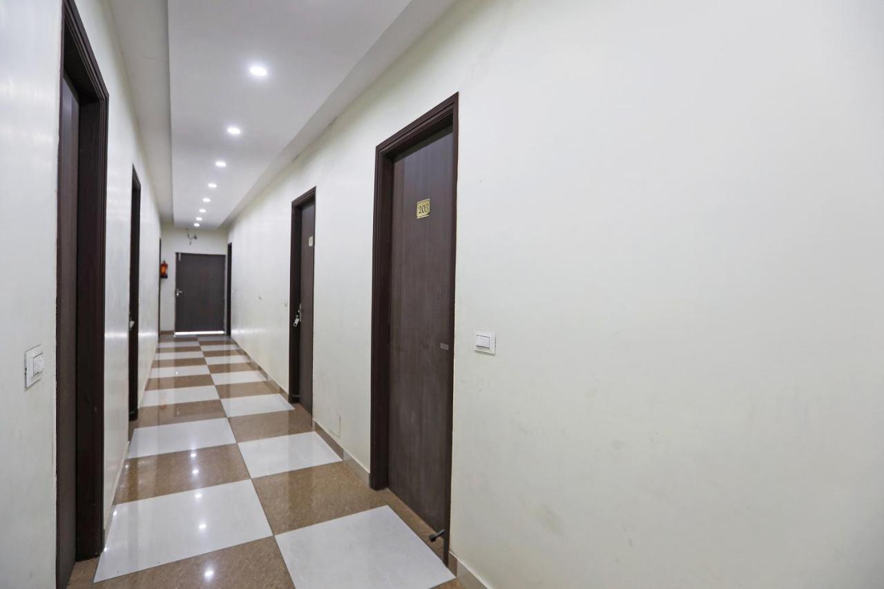 Hotel Oyo 48501 Dayal Regency Hapur Exteriér fotografie